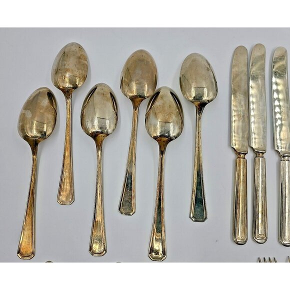 Wm. A. Rogers 25 Piece Nickel Silver Flatware Spoons Forks Knives Replacements - Picture 9 of 13